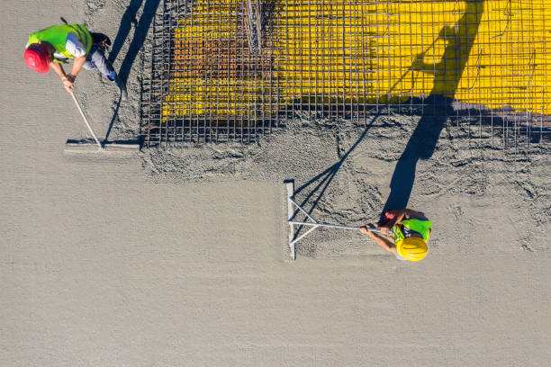 Best Concrete Contractor Near Me  in Avenal, CA
